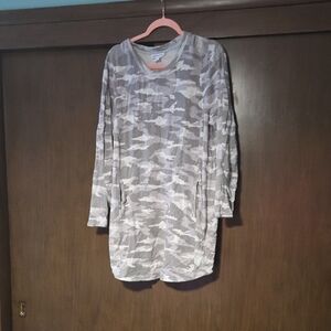 Athleta Camouflage Long Sleeve Tunic